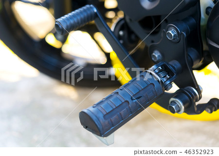 摩托車接近的照片 摩托車接近的照片 46352923