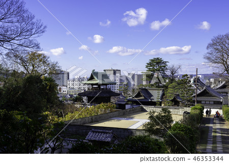 Kurashiki Kanryu-ji and the bell tower of Tsurugatayama Kurashiki Kanryu-ji and the bell tower of Tsurugatayama 46353344