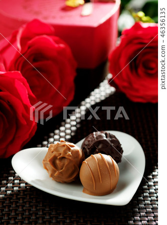 Valentine chocolate gift box Valentine chocolate gift box 46356135