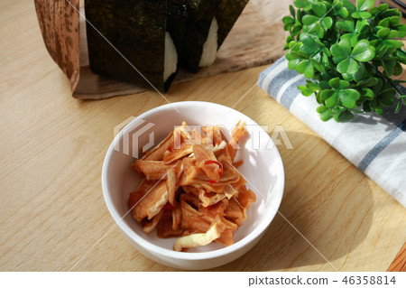 Japanese food 46358814