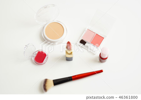 Makeup item 46361800