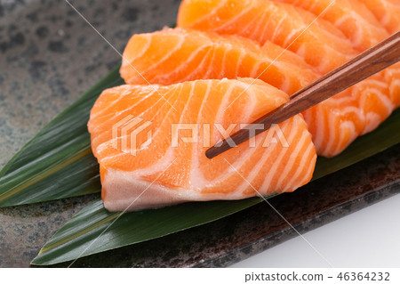 Salmon sashimi 46364232
