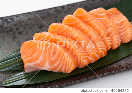 Salmon sashimi 46364235