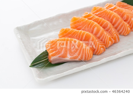 Salmon sashimi 46364240