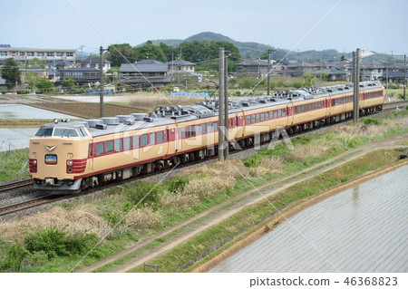 Series 485 running on the Tohoku Main Line 46368823