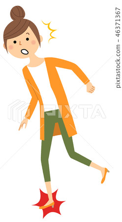 年輕女子絆倒 年輕女子絆倒 46371367