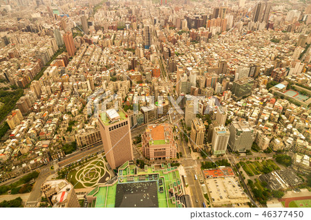 Aerial view crowded city residence urban area Aerial view crowded city residence urban area 46377450