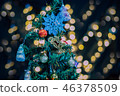 Decorated christmas tree with the bokeh background 46378509