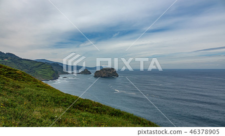 Basque coastline with San Juan de Gaztelugatxe islet Basque coastline with San Juan de Gaztelugatxe islet 46378905
