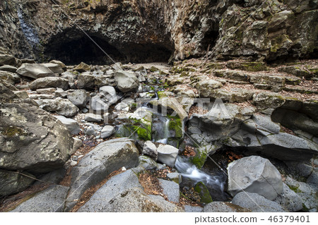 Beguiling Falls 46379401