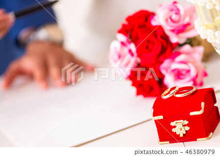 Wedding ceremony with wife and husband 46380979