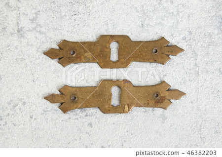 Vintage brass keyhole lock covers 46382203