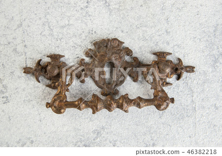 Vintage bronze door handle 46382218