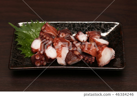 Octopus chop 46384246