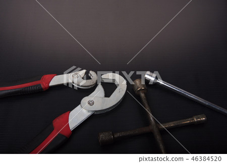 The old tools on the black fabric technology. The old tools on the black fabric technology. 46384520