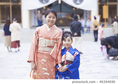 七百五十三個父母和孩子 七百五十三個父母和孩子 46384690
