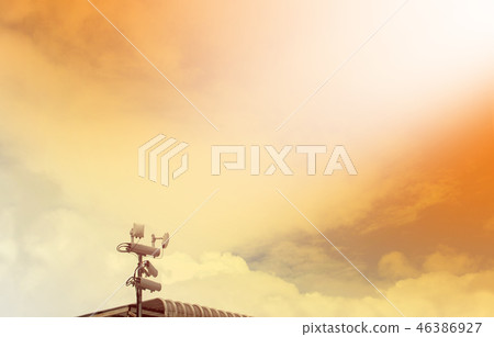 Antennas of mobile cellular systems with hot spot 46386927