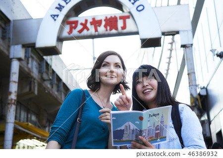 外國人和東京觀光Ameyoko 外國人和東京觀光Ameyoko 46386932