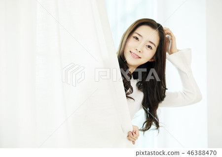 年輕的女人 46388470