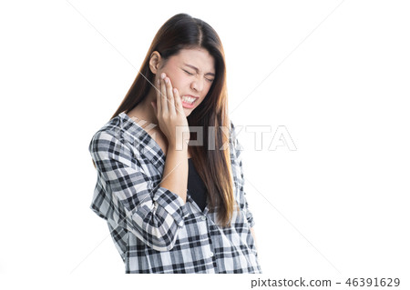 Woman suffering with toothache isolated. 46391629