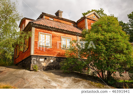 Old wooden house Old wooden house 46391941