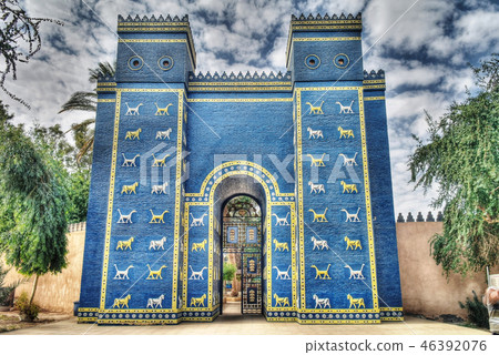Ishtar gates in Babylon 46392076