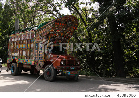 Decorated truck Karakoram highway, Pakistan Decorated truck Karakoram highway, Pakistan 46392090