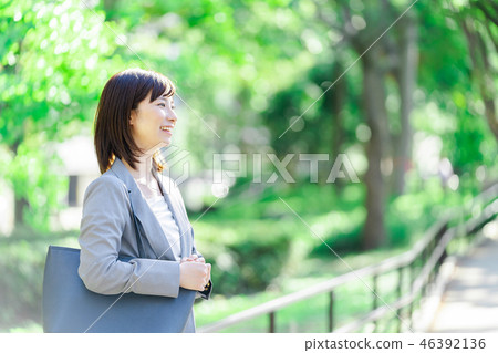 Suit female office lady fresh green OL business suits portrait recruit 46392136