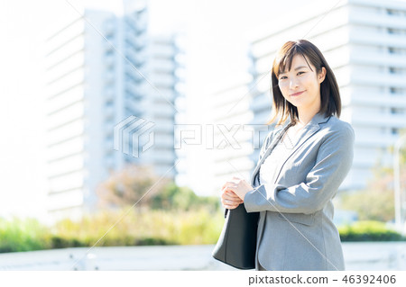 Office Town Walking Suit Woman OL Business Suit Portrait Recruitment Office Town Walking Suit Woman OL Business Suit Portrait Recruitment 46392406