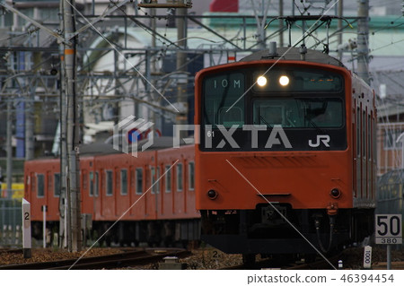 大阪環線201系列通勤列車（預計從2019年退休） 46394454