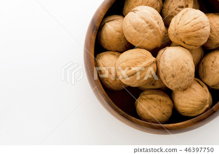 Walnut  46397750