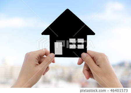 Family and home 46401573