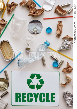 Sort your garbage. Crumple foil, paper and plastic 46401683