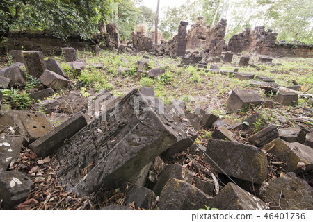 CAMBODIA SRA EM PRASAT NEAK BUOS KHMER TEMPLE CAMBODIA SRA EM PRASAT NEAK BUOS KHMER TEMPLE 46401736