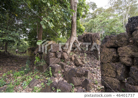 CAMBODIA SRA EM PRASAT NEAK BUOS KHMER TEMPLE 46401737