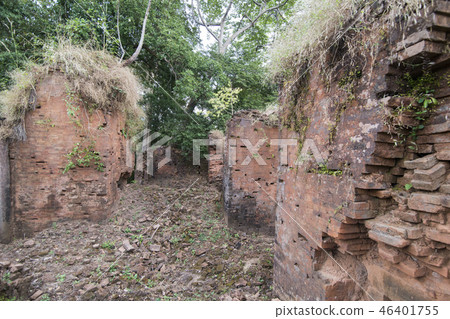CAMBODIA SRA EM PRASAT NEAK BUOS KHMER TEMPLE 46401755