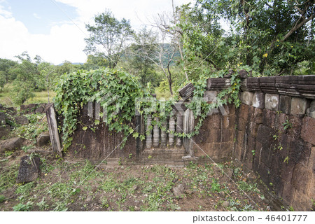 CAMBODIA SRA EM PRASAT NEAK BUOS KHMER TEMPLE CAMBODIA SRA EM PRASAT NEAK BUOS KHMER TEMPLE 46401777