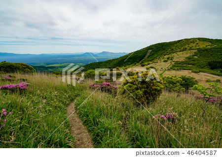 Hunter's mountain trail 46404587