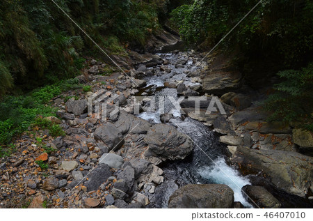 小烏來瀑布小烏來瀑布小烏來瀑布小烏來瀑布 46407010