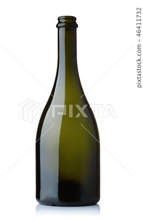 Empty green wine bottle Empty green wine bottle 46411732