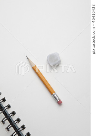 筆記本,鉛筆,橡皮擦 筆記本,鉛筆,橡皮擦 46416438