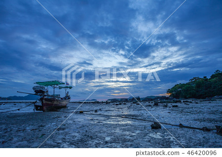 cloudy in sunrise above the sea 46420096