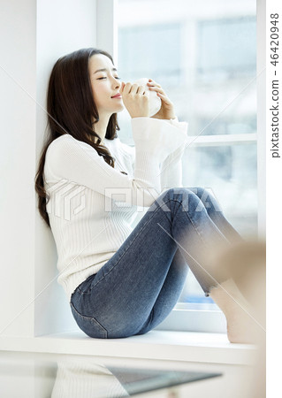 年輕的女人 46420948