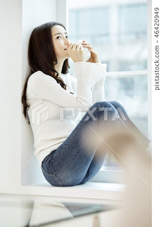 年輕的女人 46420949