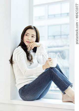 Young woman Young woman 46421077