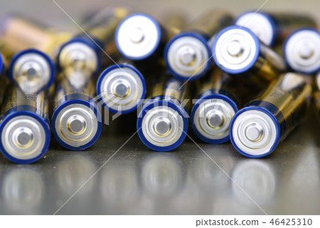 Group of alkaline batteries  46425310