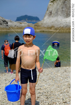 Kids playing boating at Jodogahama in Iwate Prefecture 46432782