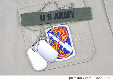 US ARMY uniform with dog tags 46439947
