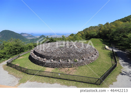 香川縣澤土寺市有里墳塚組“Noda Gakuin Kofun”(前後鑰匙孔土墩/石塚kofun) 香川縣澤土寺市有里墳塚組“Noda Gakuin Kofun”(前後鑰匙孔土墩/石塚kofun) 46442213