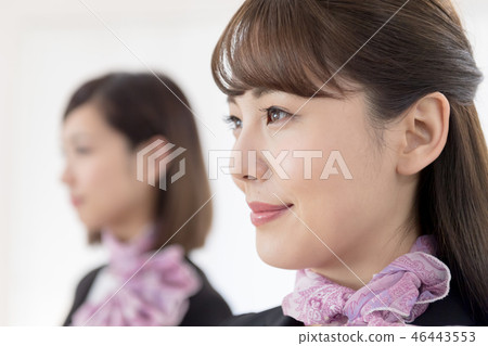 年輕的女士，2人，接待員 46443553